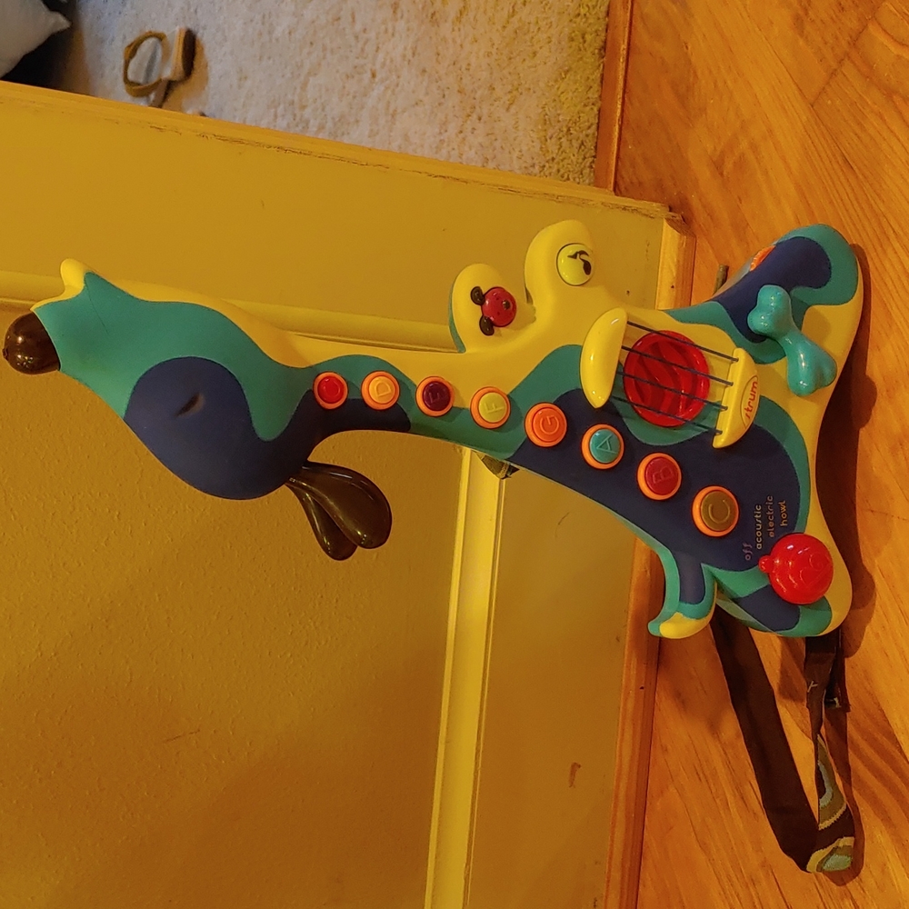 B toys interactive dog guitar- woofer